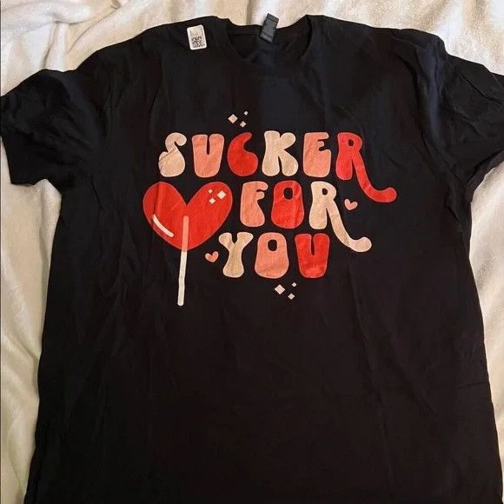 Valentine’s Day Heart Sucker For You Tshirt (XL)